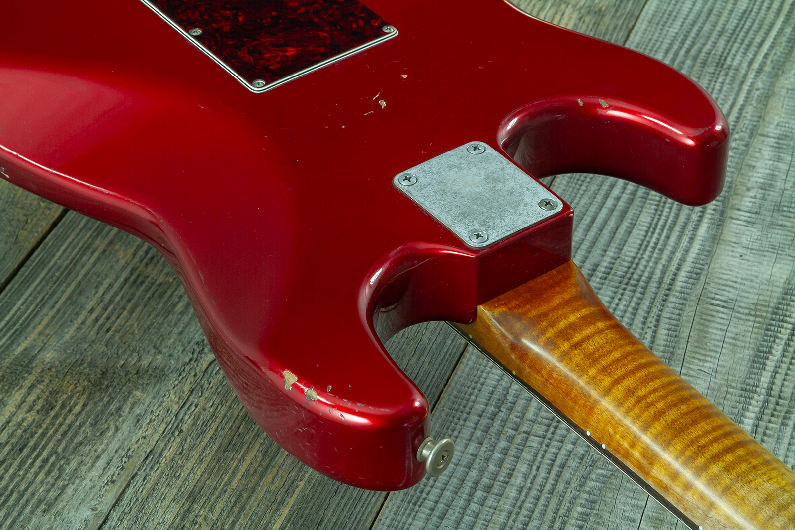 Haar Guitars Trad S Hss Lindy Fralin Trem Rw #43516 - Aged Candy Apple Red - Guitare Électrique Forme Str - Variation 10