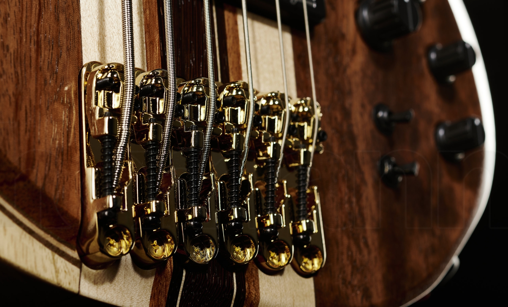 Ibanez Btb1836 Ndl Standard 6c Active Aguilar Pp - Natural Shadow Low Gloss - Basse Électrique Solid Body - Variation 3