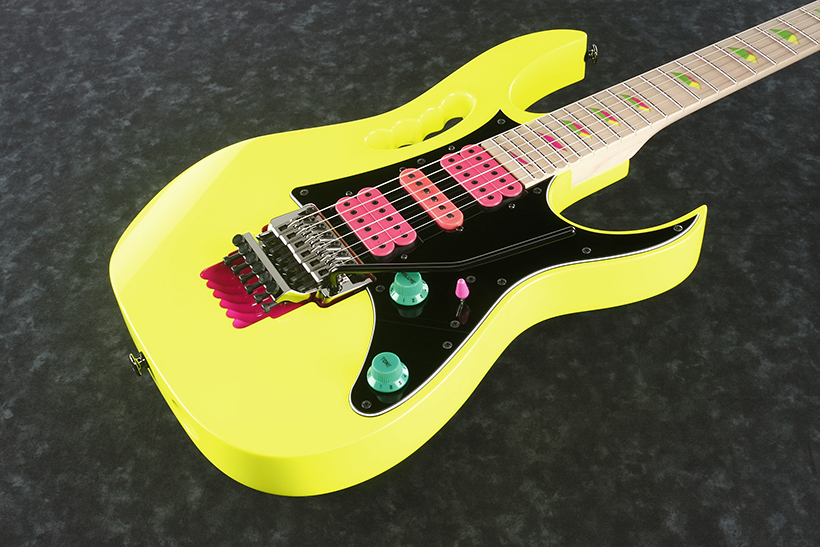 Ibanez Steve Vai Jem777 Dy Japan Hsh Dimarzio Fr - Desert Sun Yellow - Guitare Électrique Forme Str - Variation 1