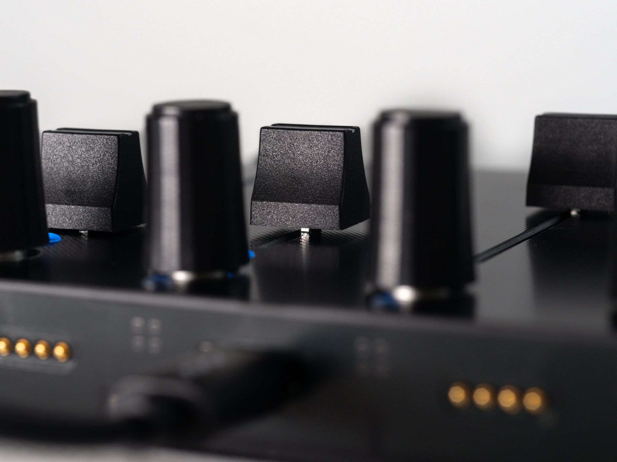 Intech Studio Grid Series 3 - Ef44 Detent - ContrÔleur Midi - Variation 5
