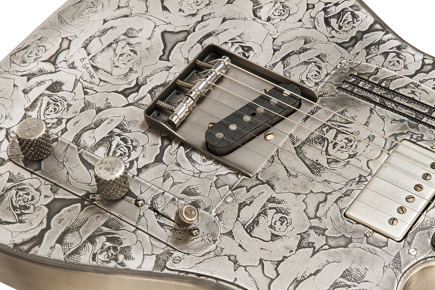 James Trussart Steelcaster Perf.back Sh Rw #21012 - Antique Silver Roses - Guitare Électrique 1/2 Caisse - Variation 5