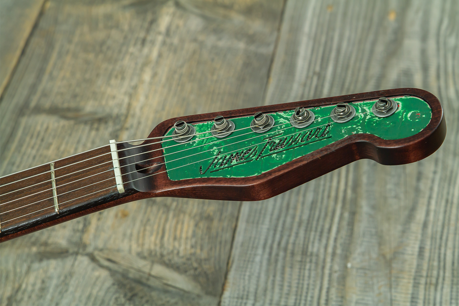 James Trussart Steelcaster Sh Ht Rw #26052 - Red Star Holey Gator Pickguard - Guitare Électrique 1/2 Caisse - Variation 14