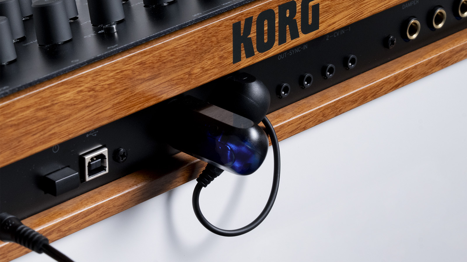 Korg Bm-1 Interface Midi Bluetooth - Alimentation - Variation 1