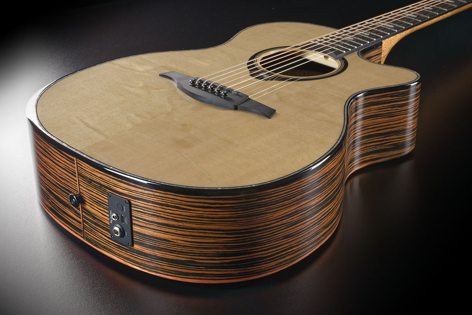 Lag Hv50-n-ace Hyvibe H2 Auditorium Cw Epicea Bokote Bkbr - Natural - Guitare Classique Format 4/4 - Variation 2
