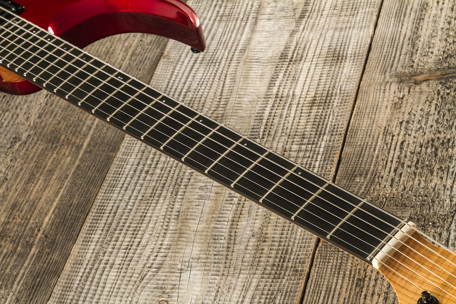 Marceau Guitars Redoutable Standard 2h Ht Ric #s43724 - Candy Apple Red - Guitare Électrique MÉtal - Variation 5