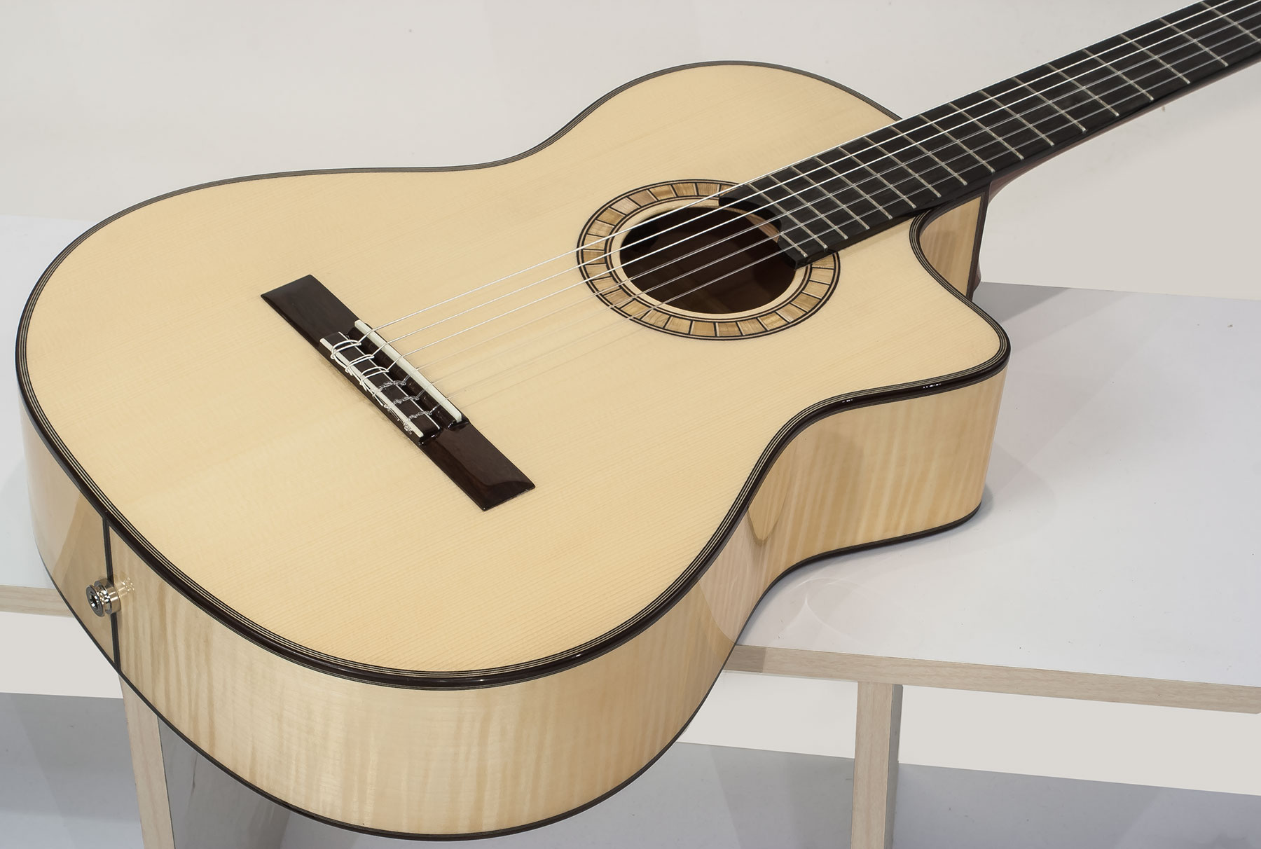 Martinez Mp12-mp Crossover 4/4 Cw Epicea Erable Rw + Housse - Natural - Guitare Classique Format 4/4 - Variation 1