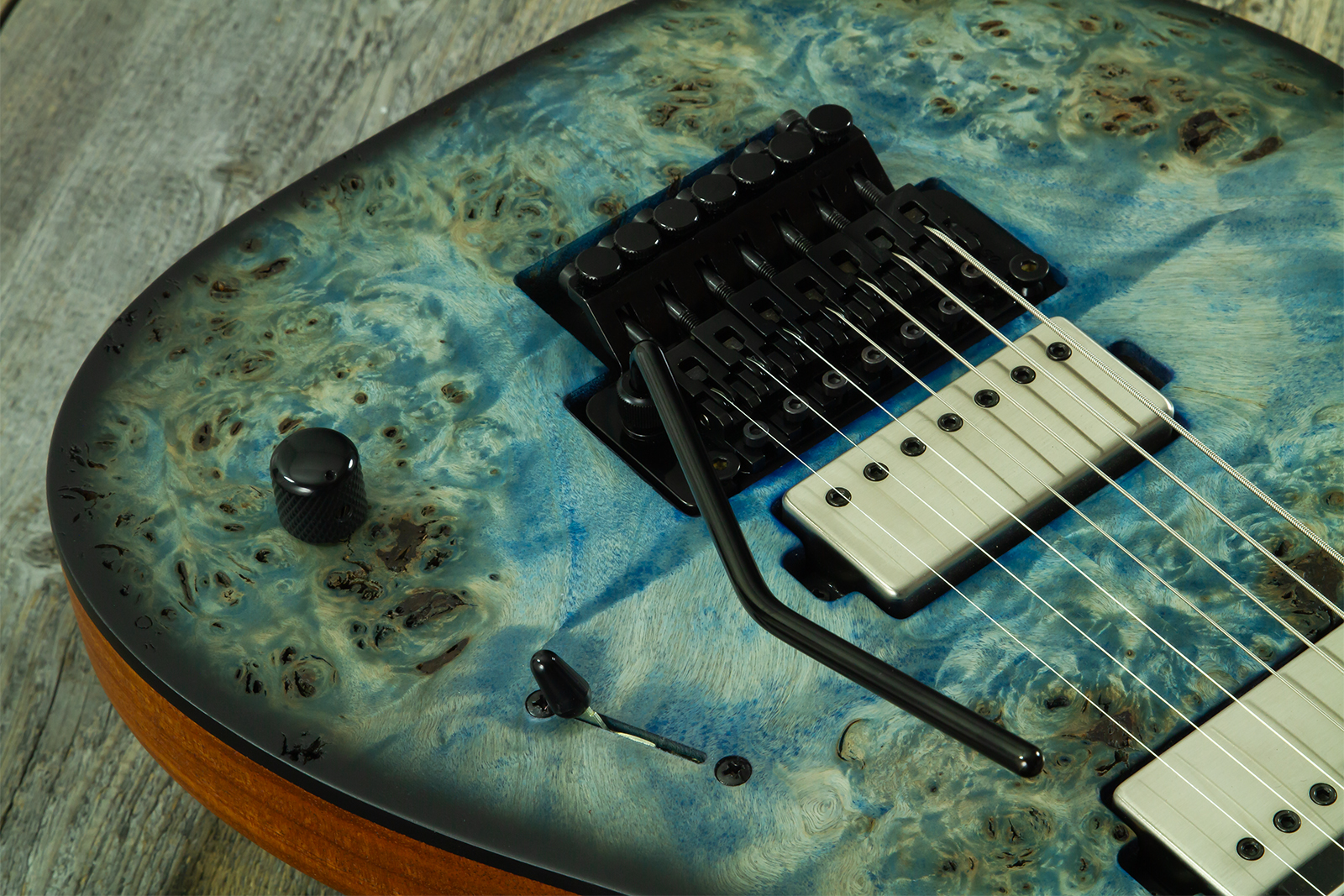 Mayones Guitars Duvell Elite Pro 7c Baryton 2h Velvetrone Fr Eb #df2511178 - Matt Ice Dragon - Guitare Électrique Baryton - Variation 4