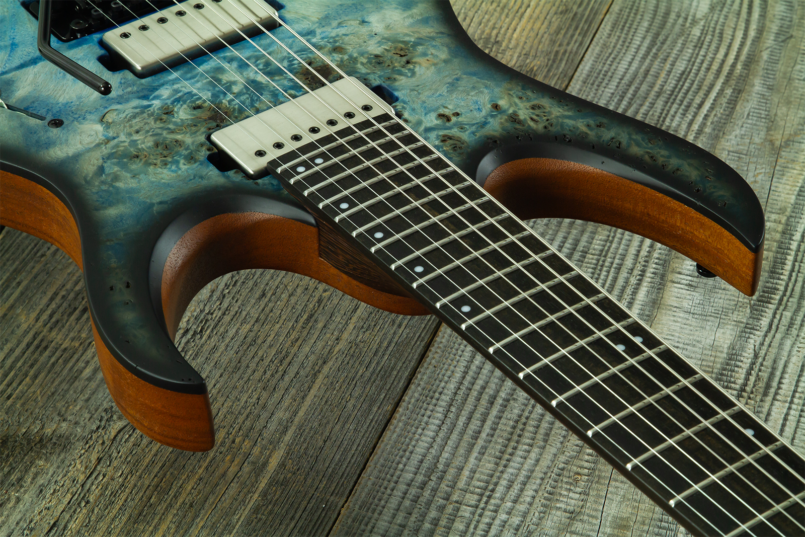 Mayones Guitars Duvell Elite Pro 7c Baryton 2h Velvetrone Fr Eb #df2511178 - Matt Ice Dragon - Guitare Électrique Baryton - Variation 5