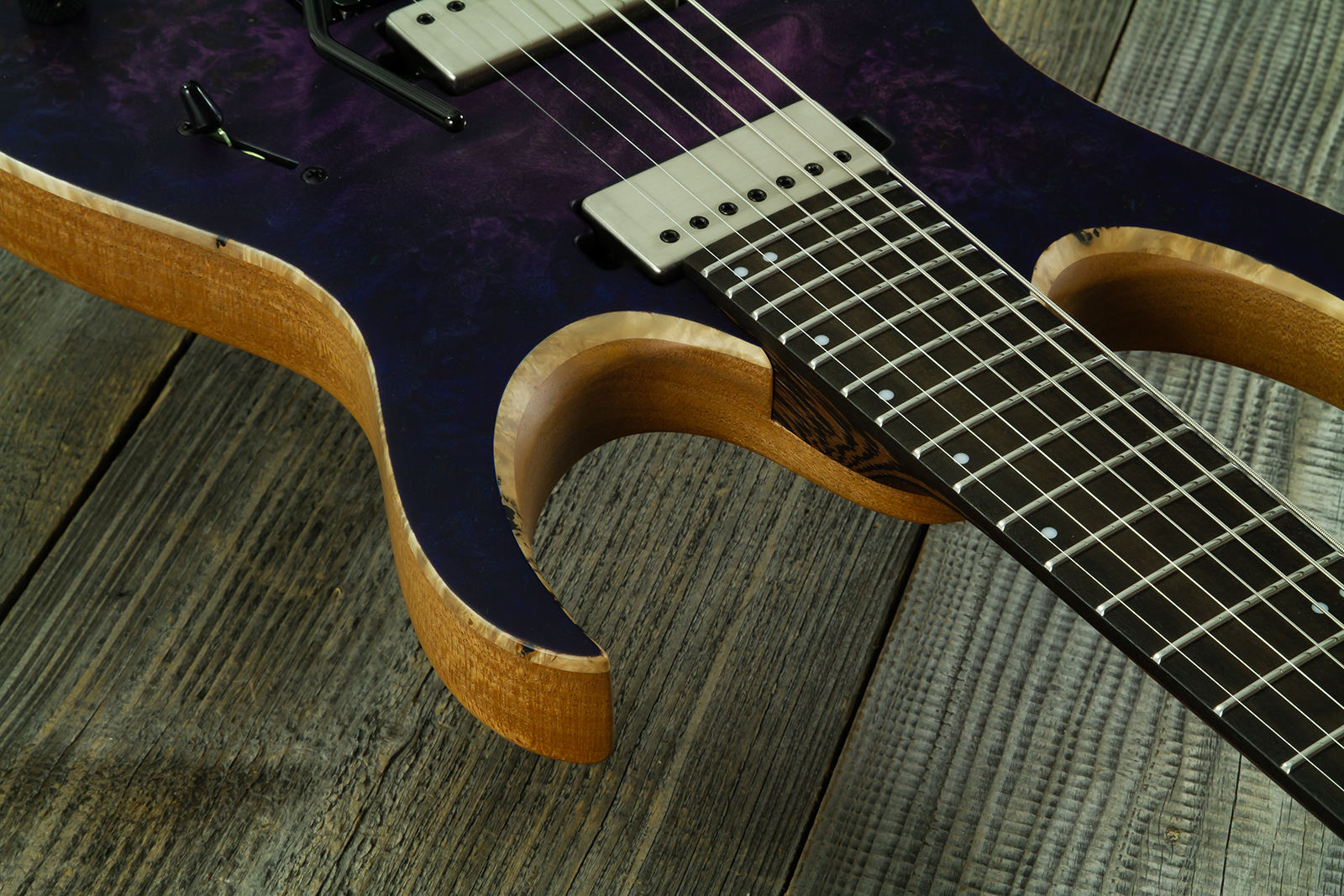 Mayones Guitars Duvell Elite Pro 7c Baryton 2h Velvetrone Fr Eb #df2602262 - Matt Trans Dirty Purple Blue Burst - Guitare Électrique Baryton - Variati