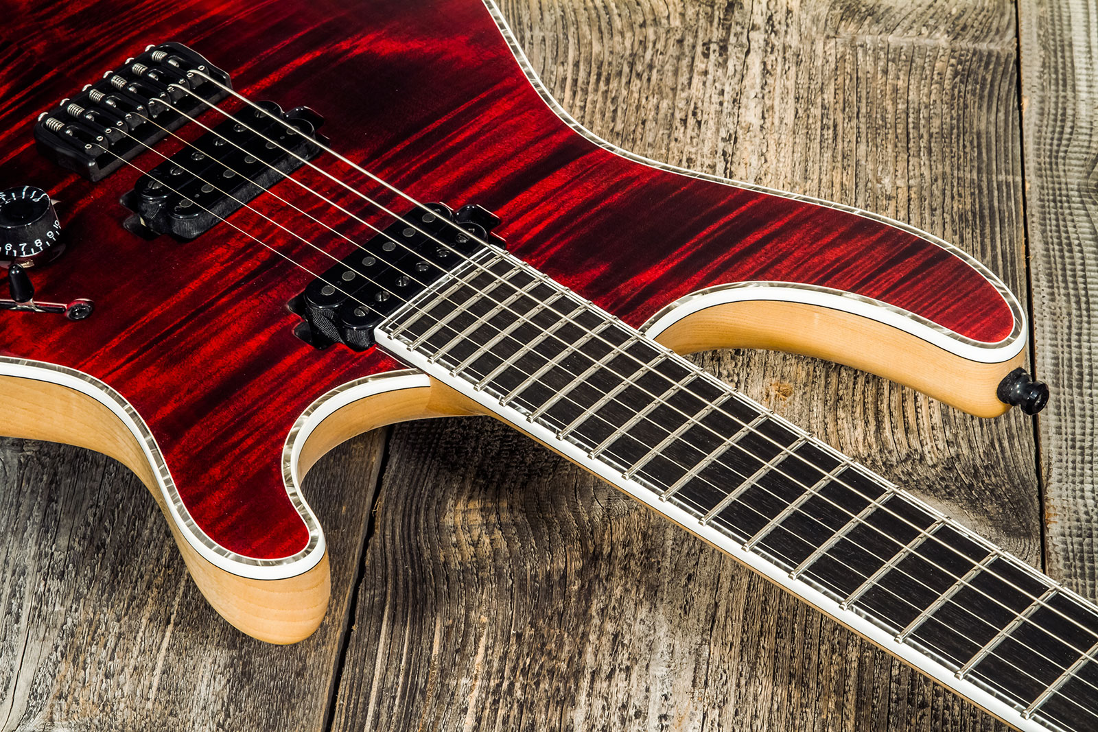 Mayones Guitars Regius 6 Ash 2h Tko Ht Eb #rf2203440 - Dirty Red Burst - Guitare Électrique Forme Str - Variation 3