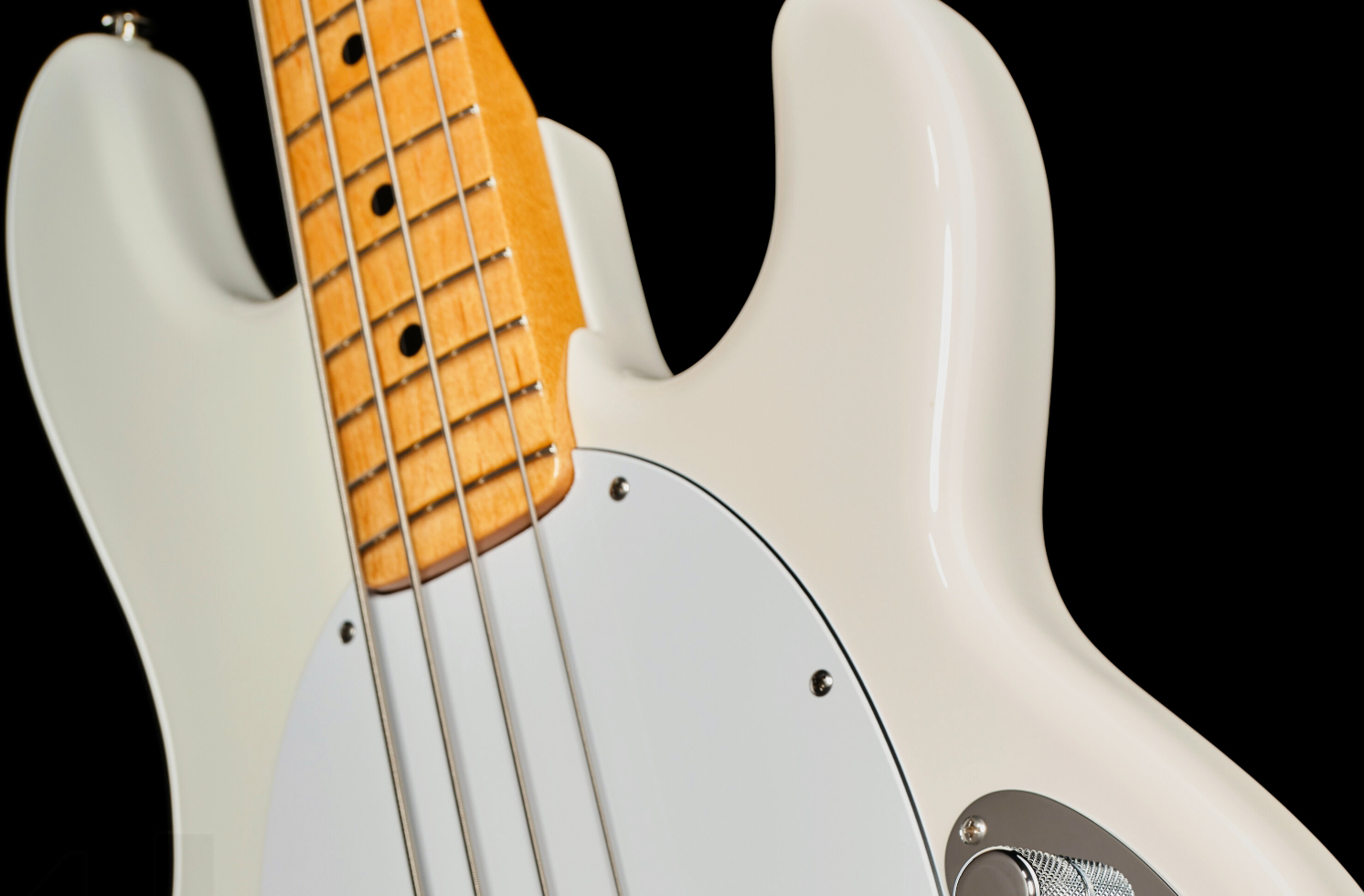 Music Man Stingray Retro 70s Usa Active Mn - White - Basse Électrique Solid Body - Variation 1