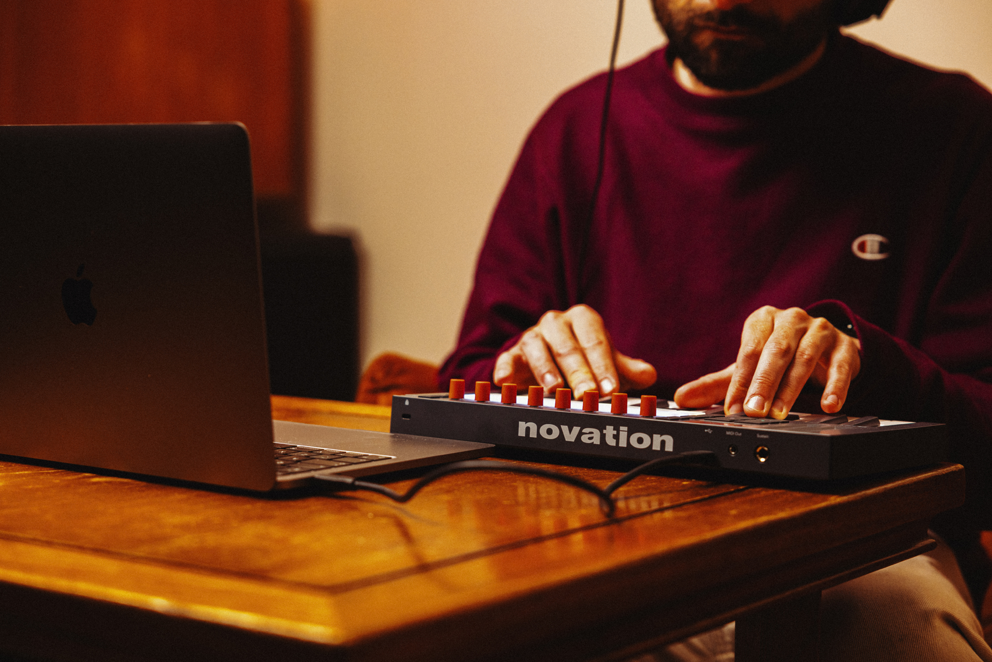 Novation Flkey 2 Mini 25 - Clavier MaÎtre - Variation 9