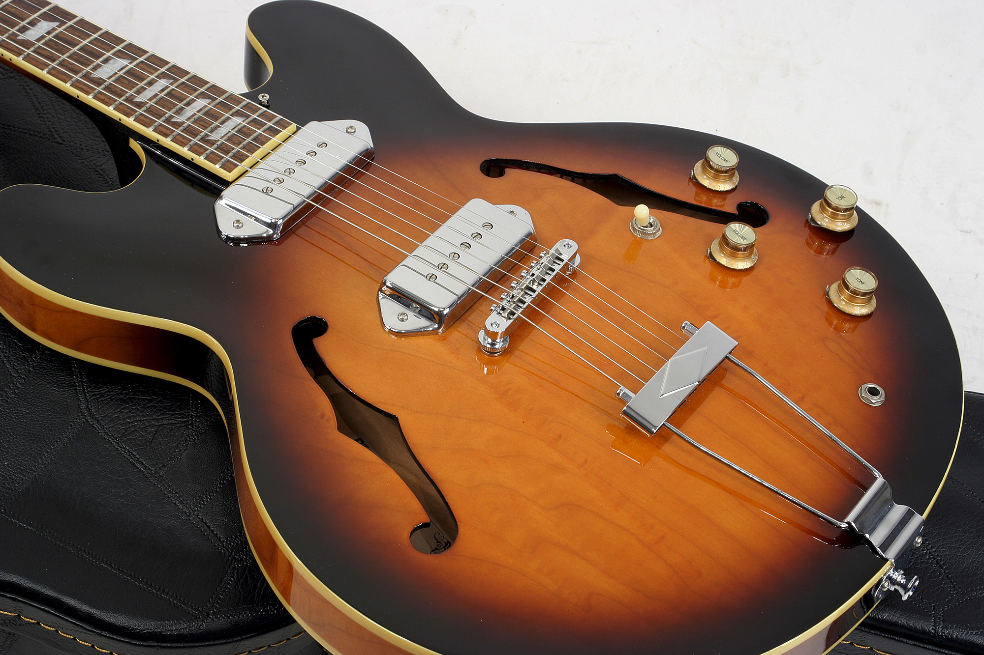 Peerless Songbird Thinline (#pe0905235) - Antique Sunburst - Guitare Électrique 1/2 Caisse - Variation 2