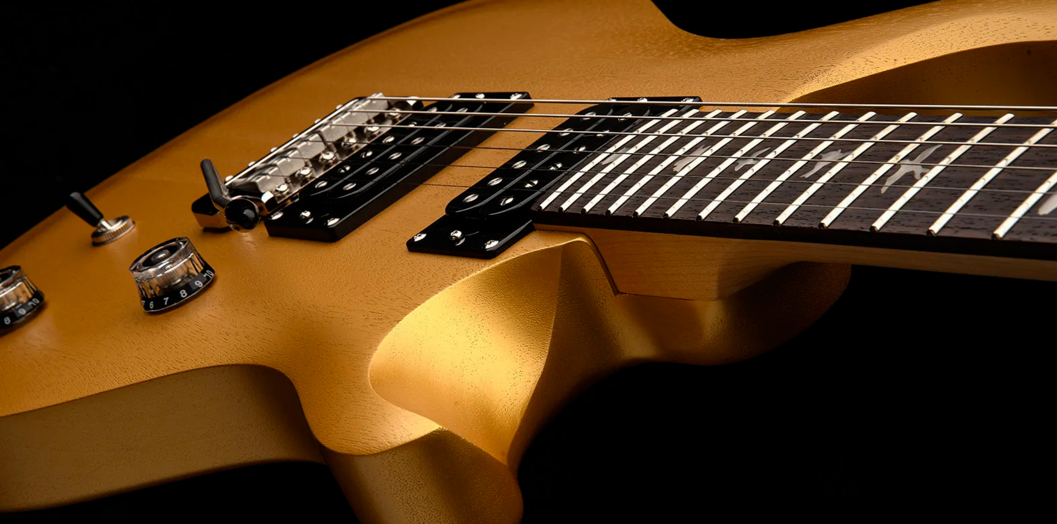 Prs Ce24 Standard Satin Wing Tuners Se Bolt-on 2h Trem Rw - Metallic Gold - Guitare Électrique Double Cut - Variation 3