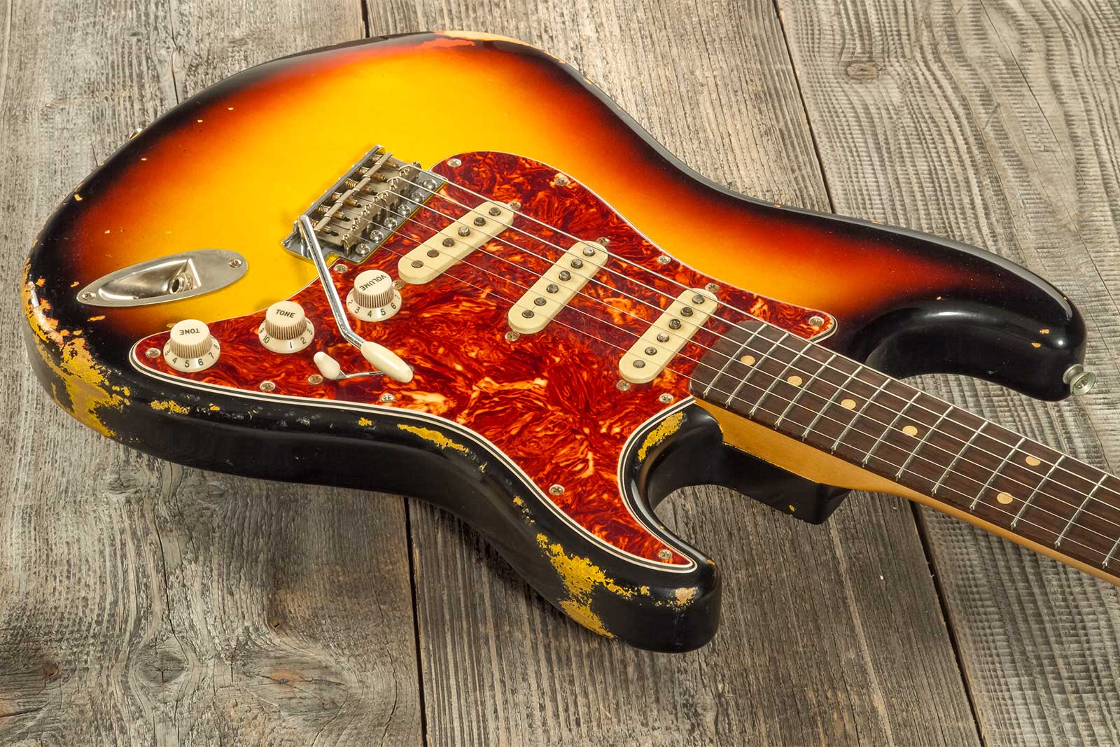 Rebelrelic S-series 1962 3s Trem Rw #231009 - 3-tone Sunburst - Guitare Électrique Forme Str - Variation 2