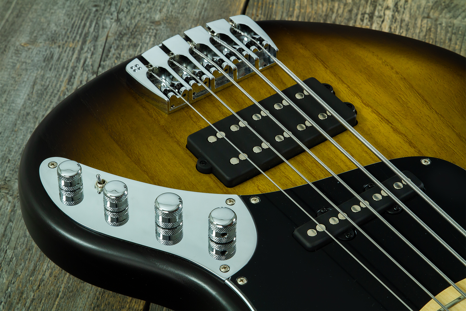 Sandberg California Tm Sl Superlight 5c All Active Mn #50318 - Matt Tobacco Sunburst - Basse Électrique Solid Body - Variation 3