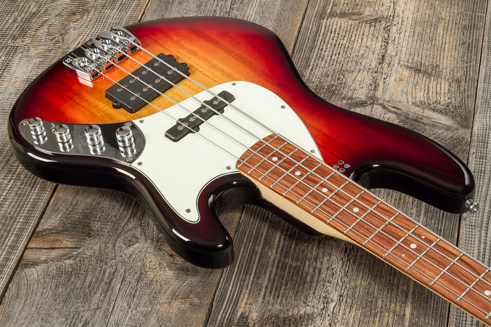 Sandberg California Tm4 Sl Superlight Ltd Active Pf - Ultra Soft Aged 3-tone Sunburst Gloss - Basse Électrique Solid Body - Variation 2