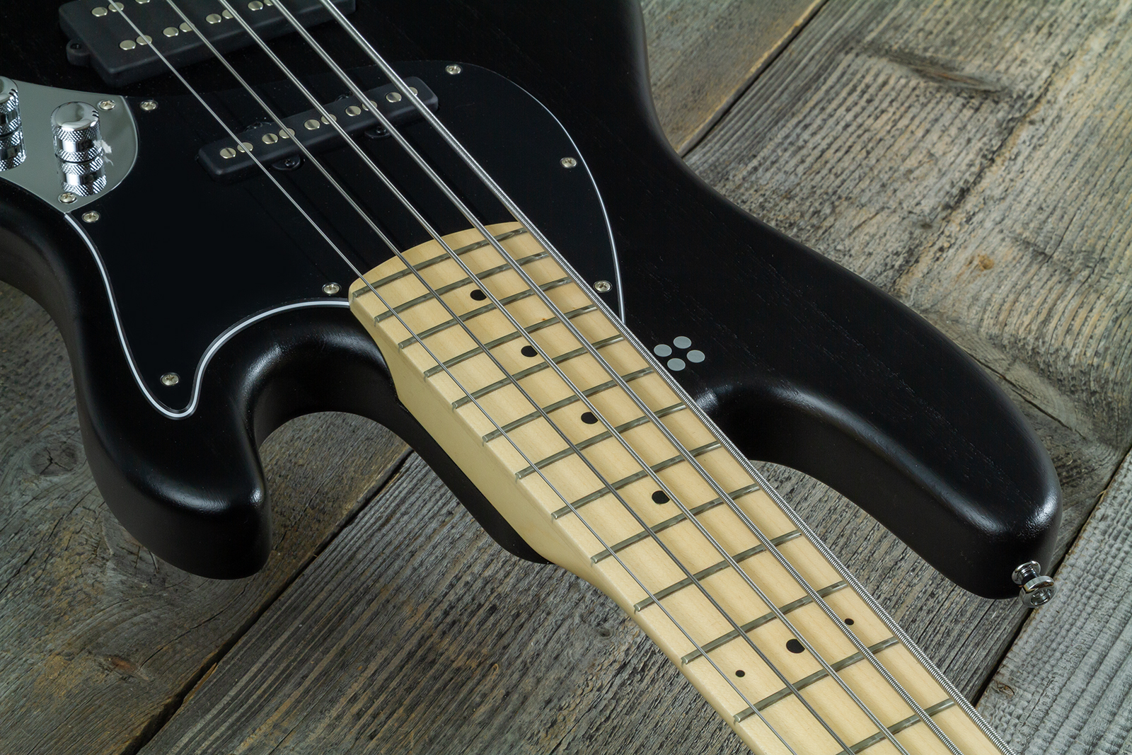 Sandberg California Tm5 Sl Superlight Black Dots Black Pckd 5c All Active Mn - Black Matt - Basse Électrique Solid Body - Variation 6