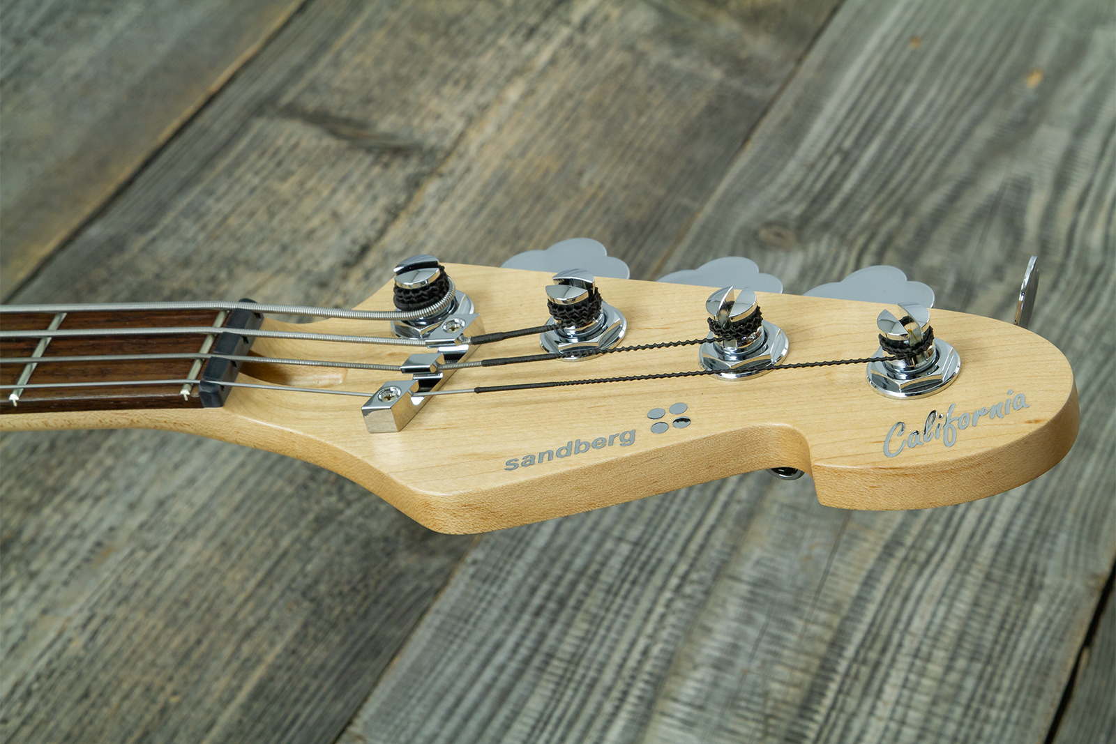 Sandberg California Vm4 Abalone Dots All 4c Active Rw - Highgloss Creme - Basse Électrique Solid Body - Variation 14