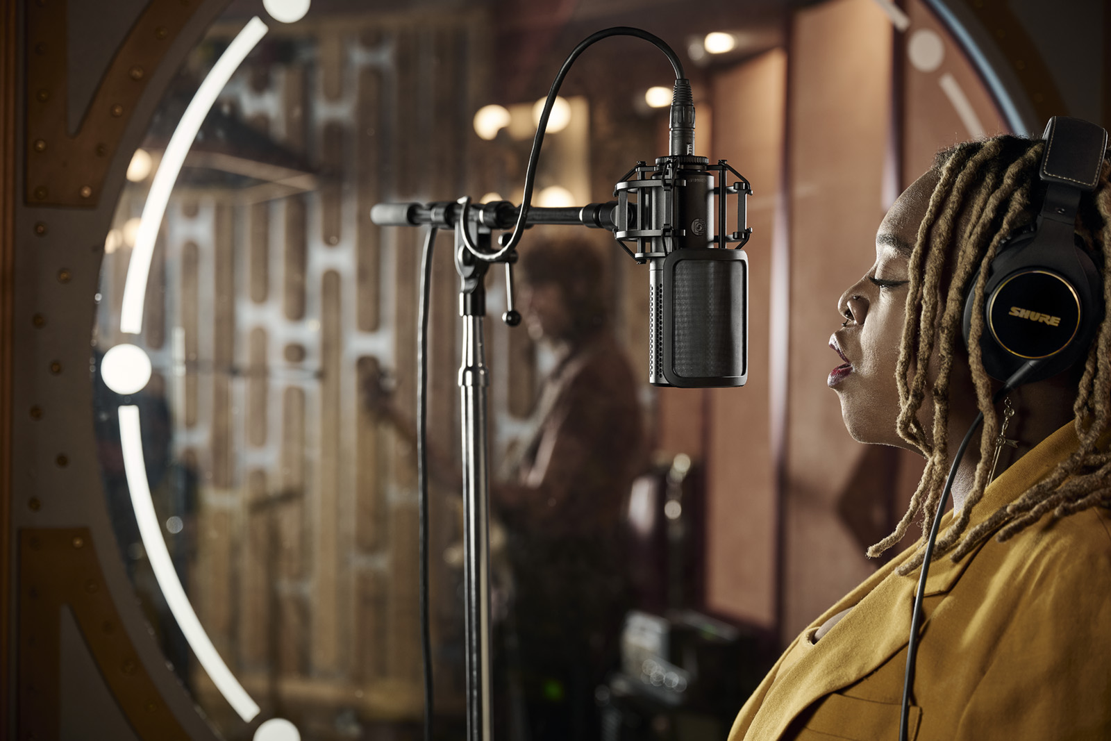 Shure Ksm 44 Mp - Micro Statique Large Membrane - Variation 7