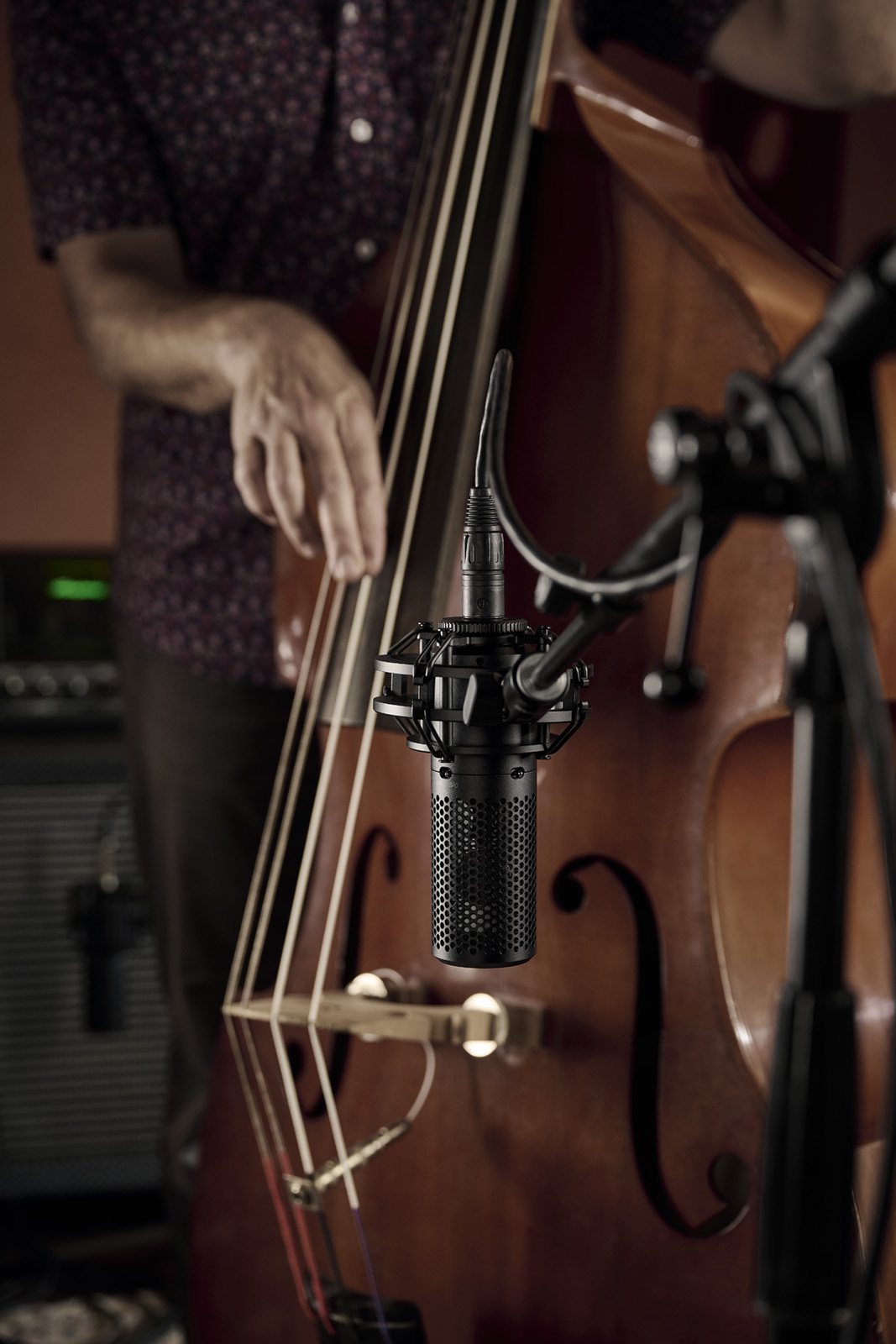 Shure Ksm 44 Mp - Micro Statique Large Membrane - Variation 8