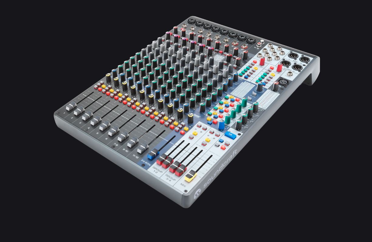 Soundcraft Signature Plus 12 - Table De Mixage Analogique - Variation 1