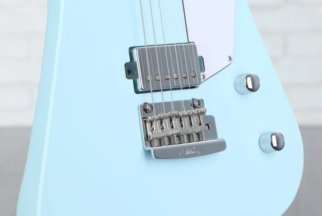 Sterling By Musicman Omar Rodriguez Lopez Mariposa Signature 2h Trem Rw - Daphne Blue - Guitare Électrique RÉtro Rock - Variation 2