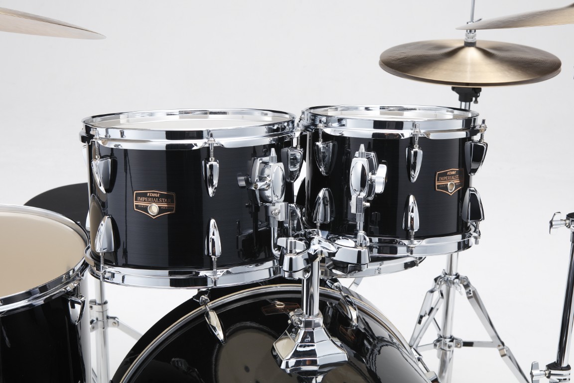 Tama Imperialstar 22'' - 6 FÛts Et + - Hairline Black - Batterie Acoustique Rock - Variation 1