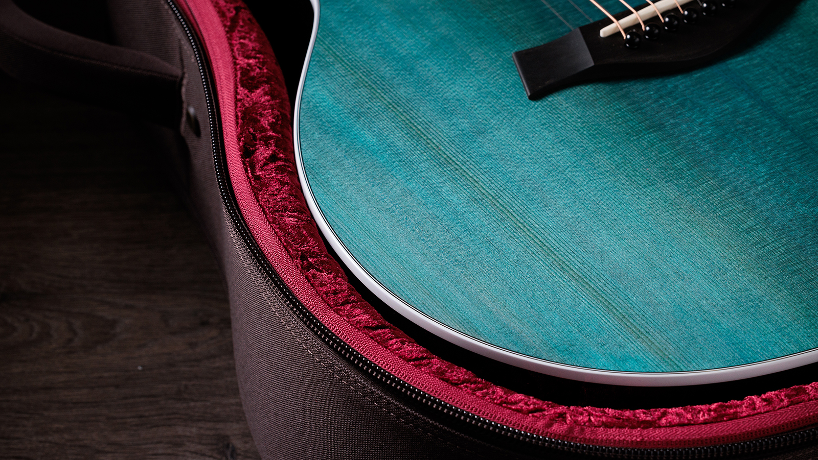 Taylor 214ce Plus Special Edition Grand Auditorium Cw Epicea Noyer Eb Es2 - Trans Blue - Guitare Folk - Variation 3
