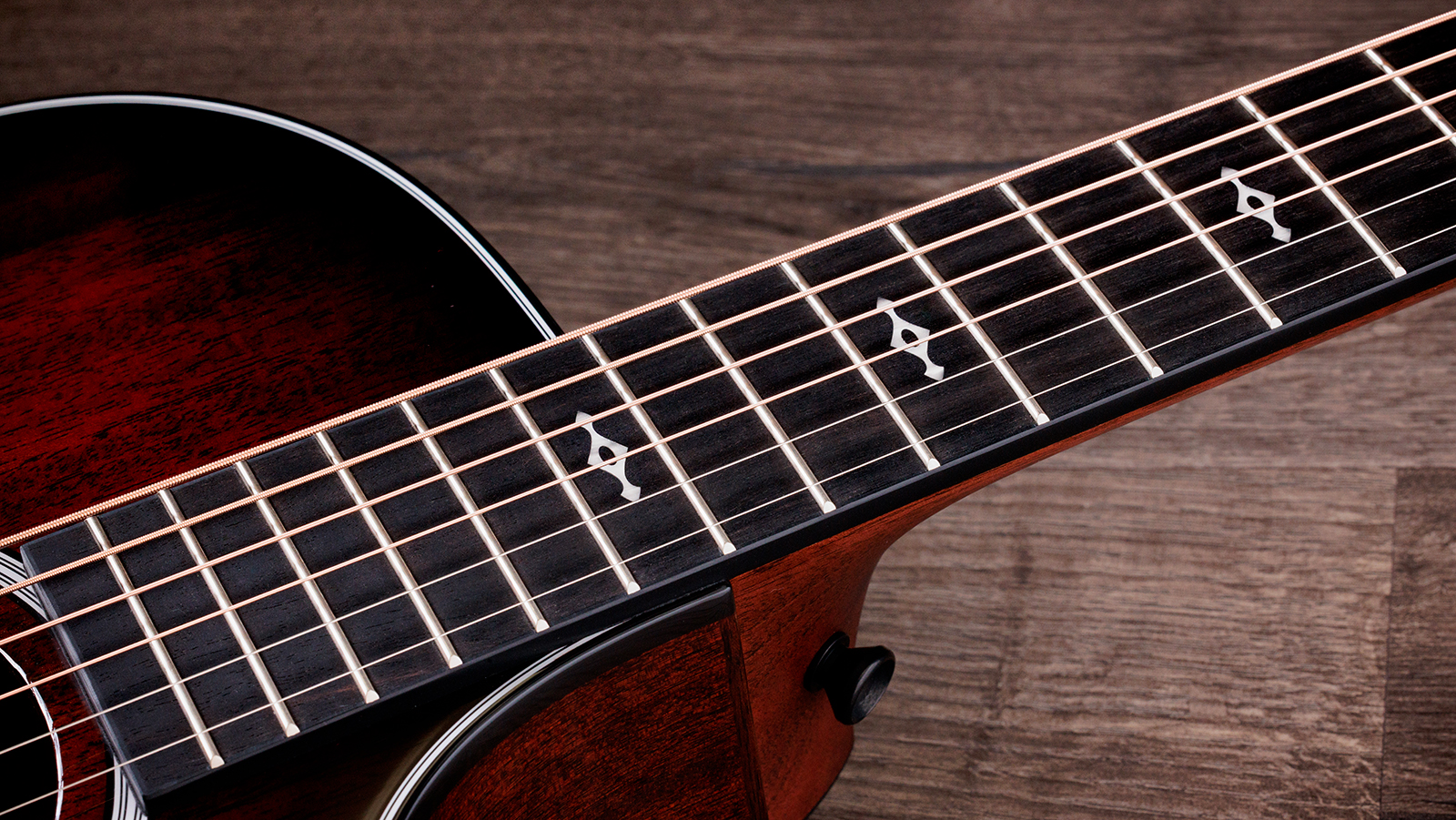 Taylor 322ce Next Gen. Grand Concert Cw Shsc Acajou Sapele Eb Claria - Medium Brown Stain - Guitare Folk - Variation 3