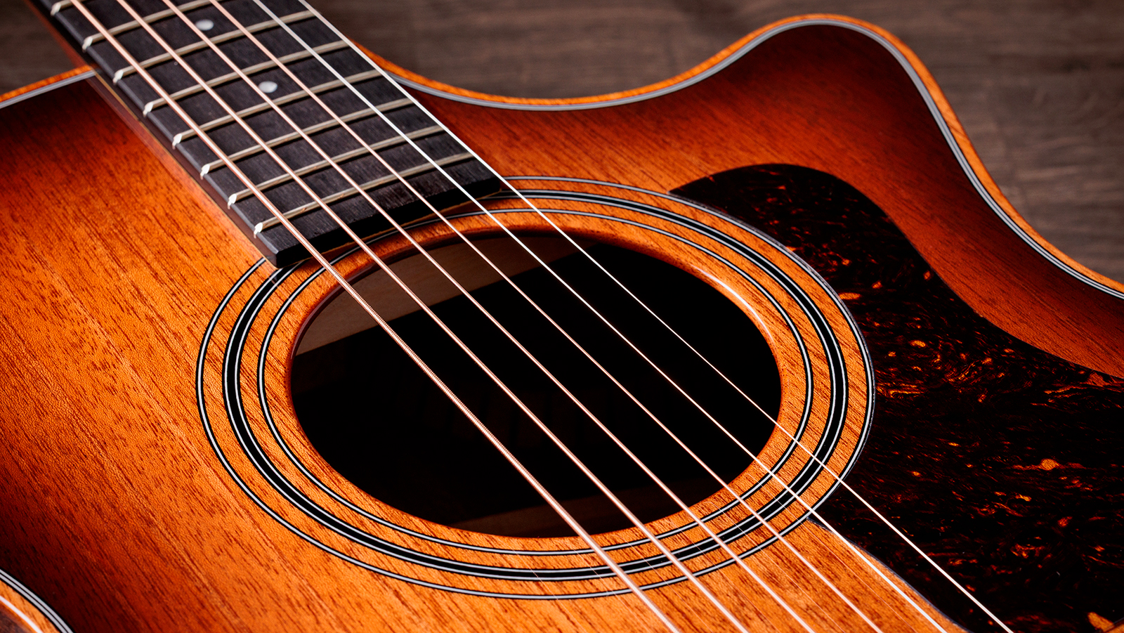 Taylor 324ce Studio Special Edition Next Gen. Grand Auditorium Cw Tout Acajou Eb Claria - Gloss Shaded Edgeburst Top - Guitare Folk - Variation 3