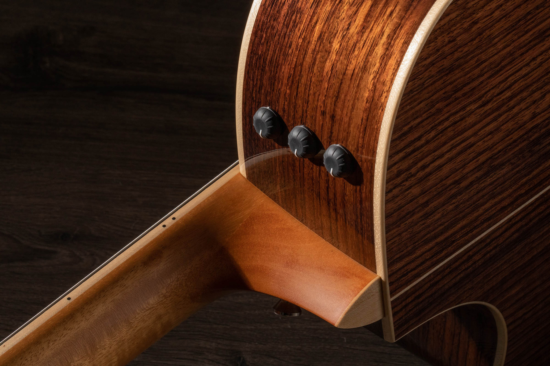 Taylor Guitare Classique Format 4/4 - Electro-acoustique - Guitare Classique Format 4/4 - Variation 4