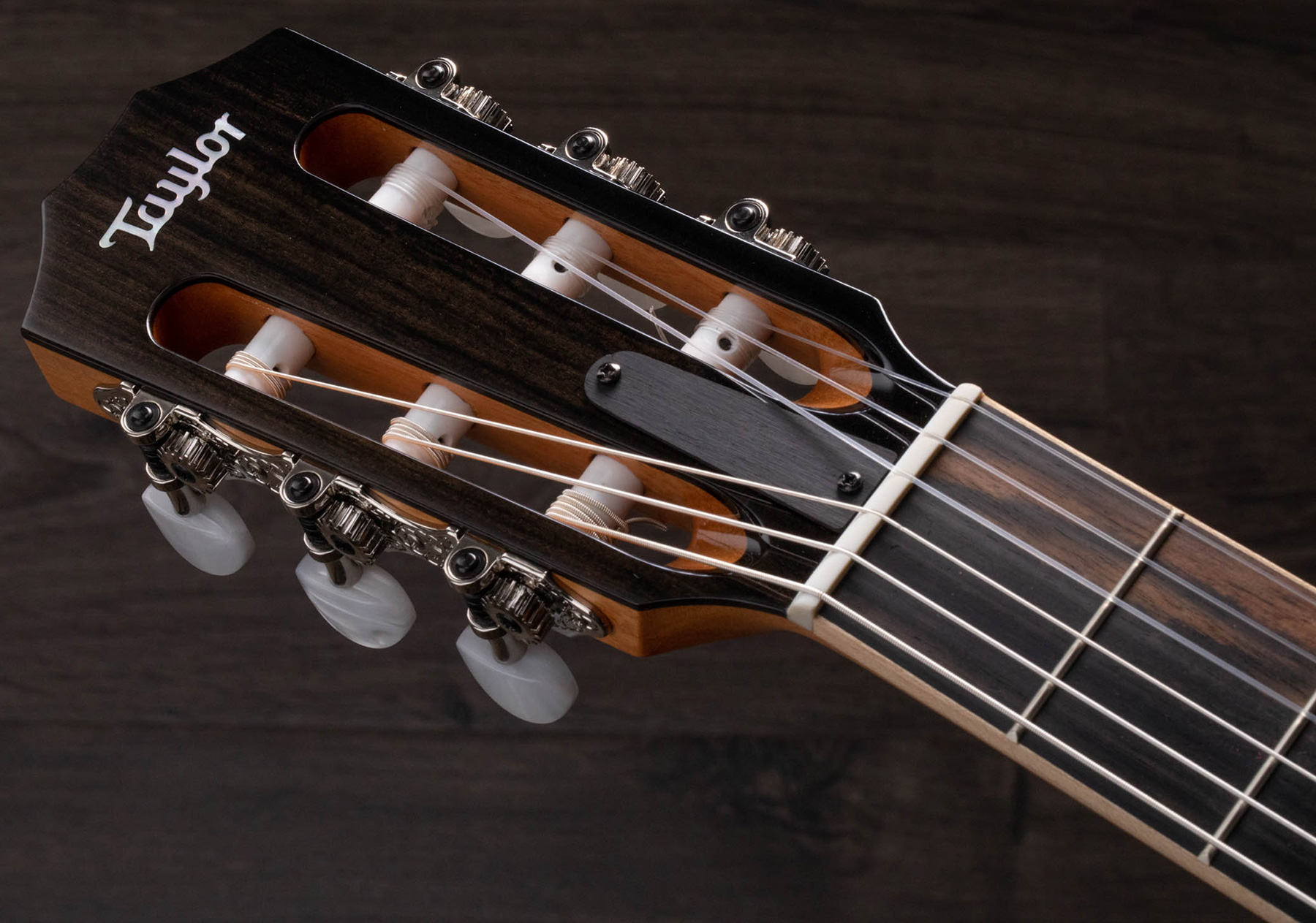 Taylor Guitare Classique Format 4/4 - Electro-acoustique - Guitare Classique Format 4/4 - Variation 5