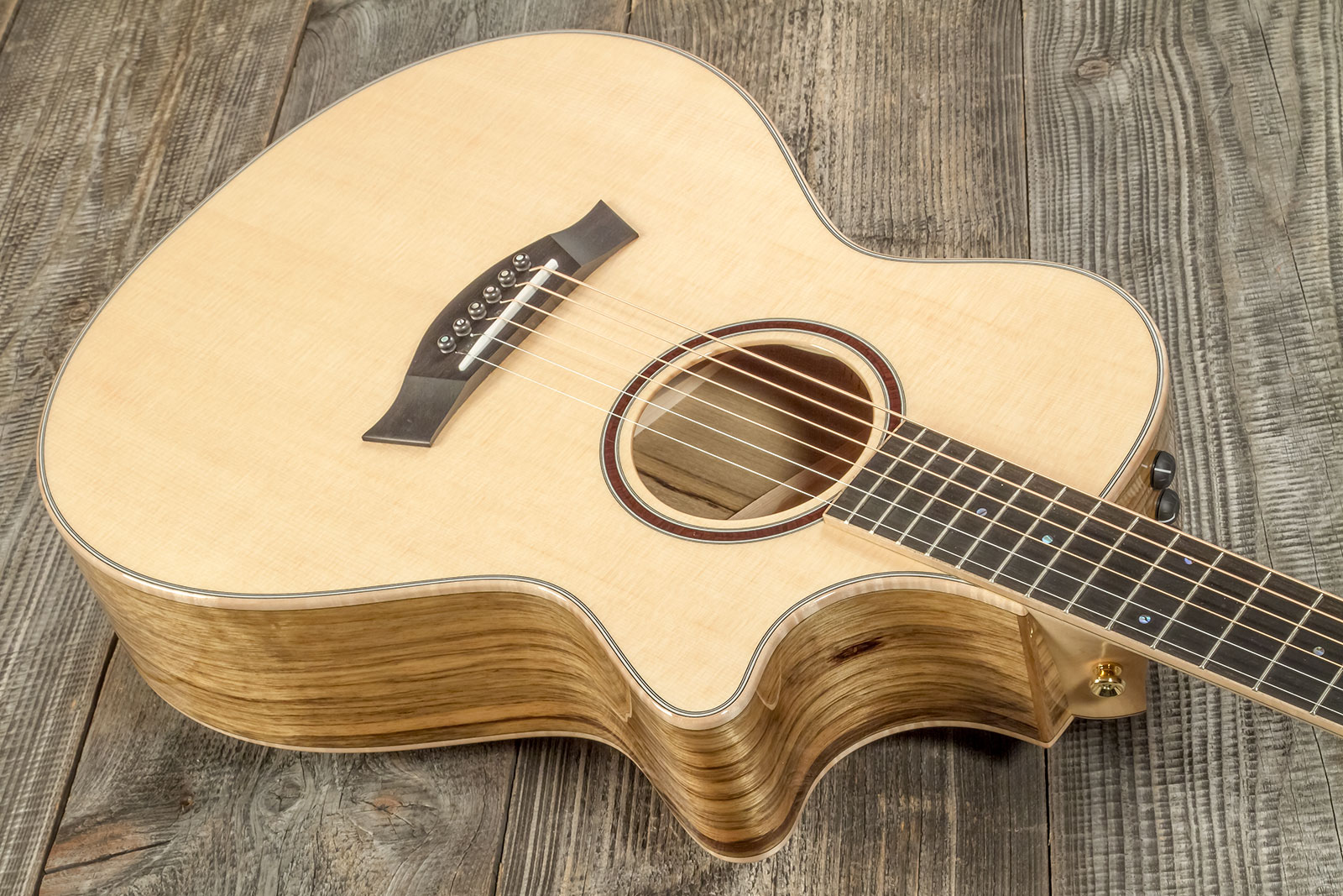 Taylor Custom Shop Gc-e Grand Concert Cw Epicea Black Limba Eb Es2 #1211063097 - Natural - Guitare Folk - Variation 2