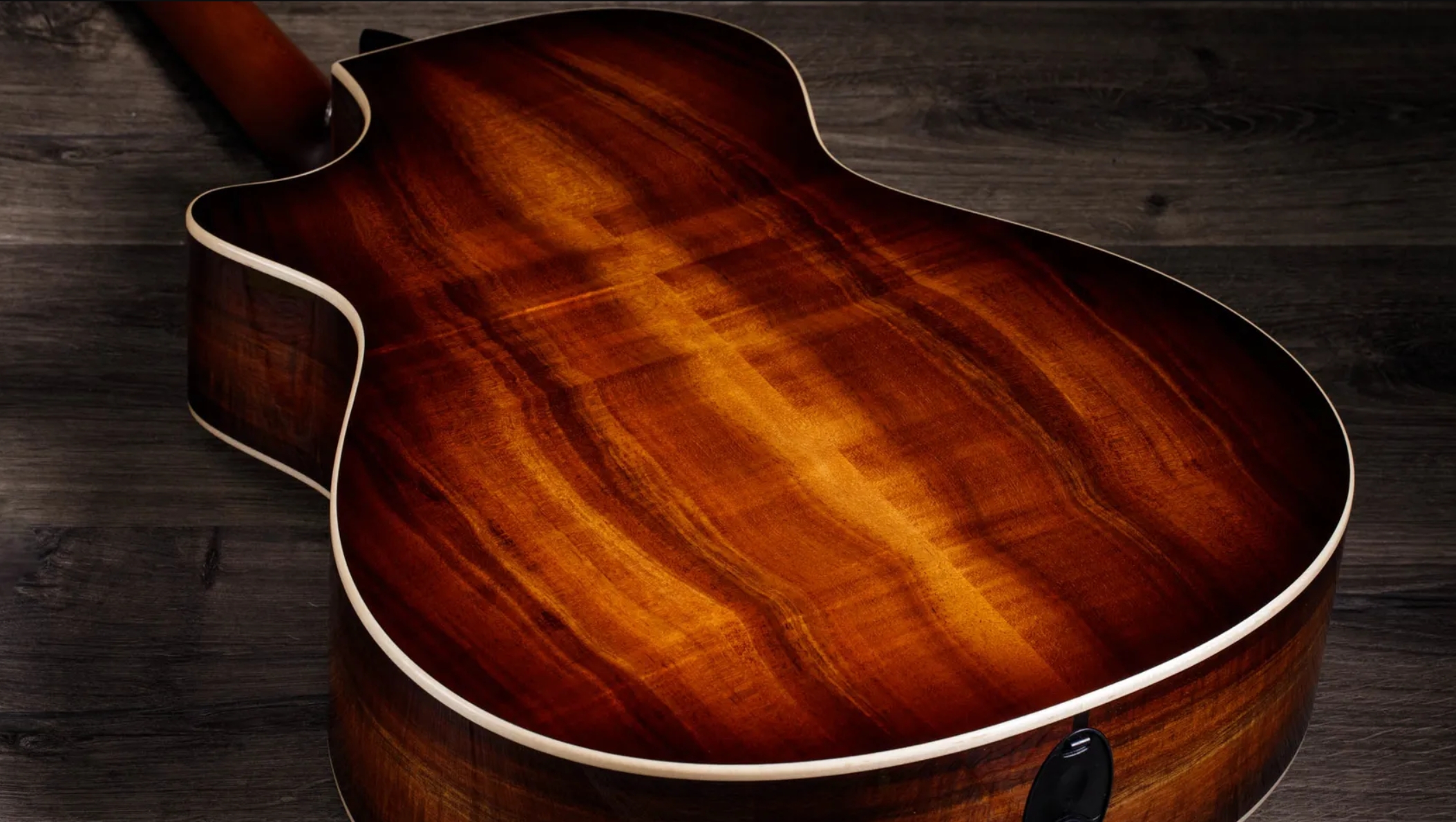 Taylor K22ce 12-fret Grand Concert Cw Shsc Tout Koa Eb Es2 - Dark Edgeburst - Guitare Folk - Variation 5