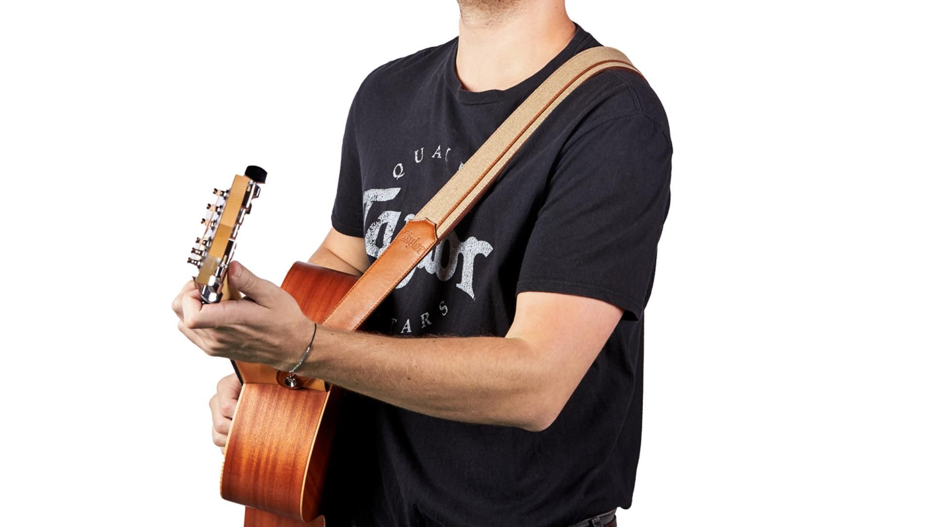 Taylor Vegan Leather Guitar Strap 2.5-inc Tan 4203-25 Cuir - Sangle Courroie - Variation 4