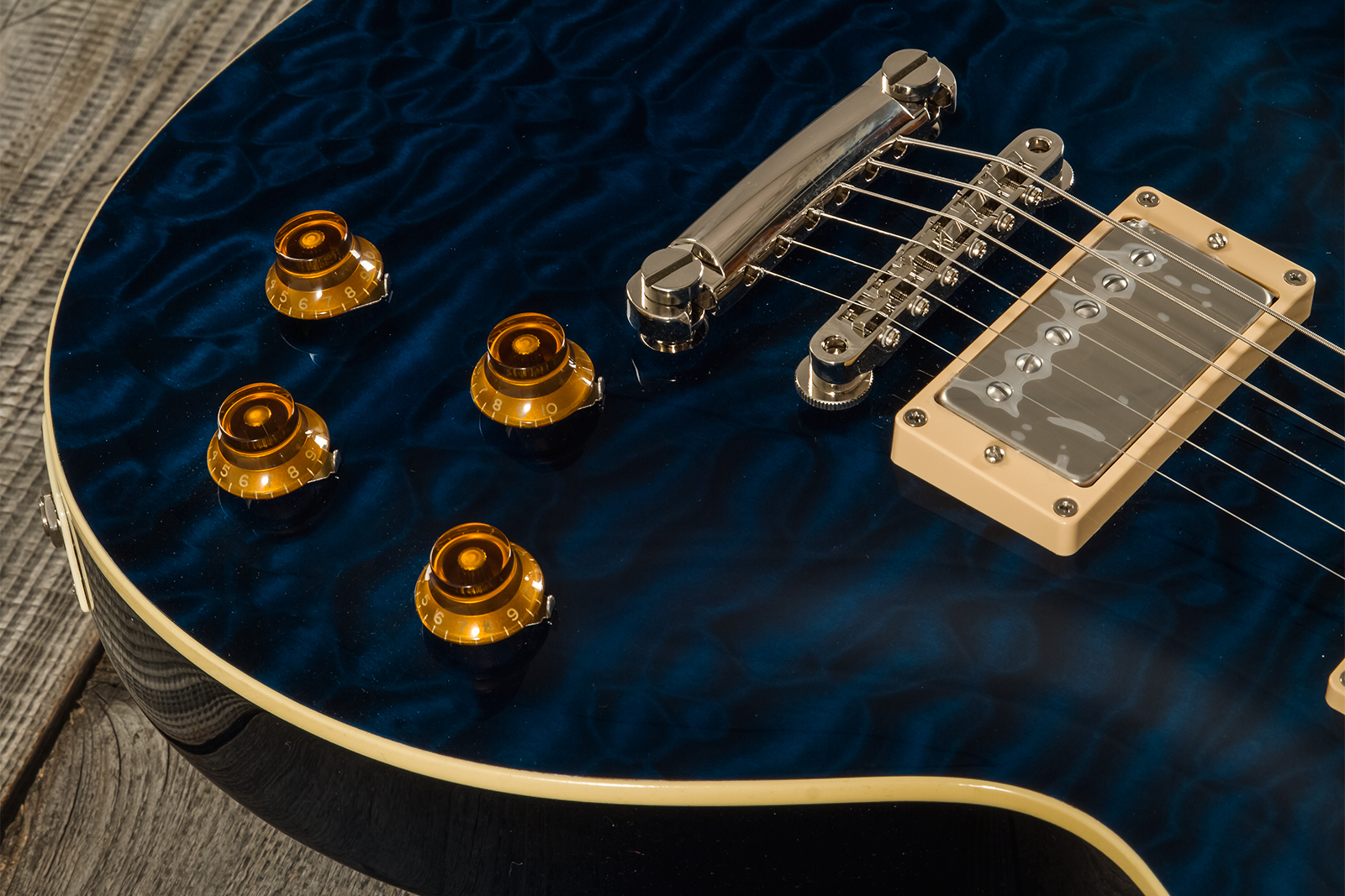Tokai Love Rock Ls101q Jap 2h Ht Rw - Indigo Blue - Guitare Électrique Single Cut - Variation 3