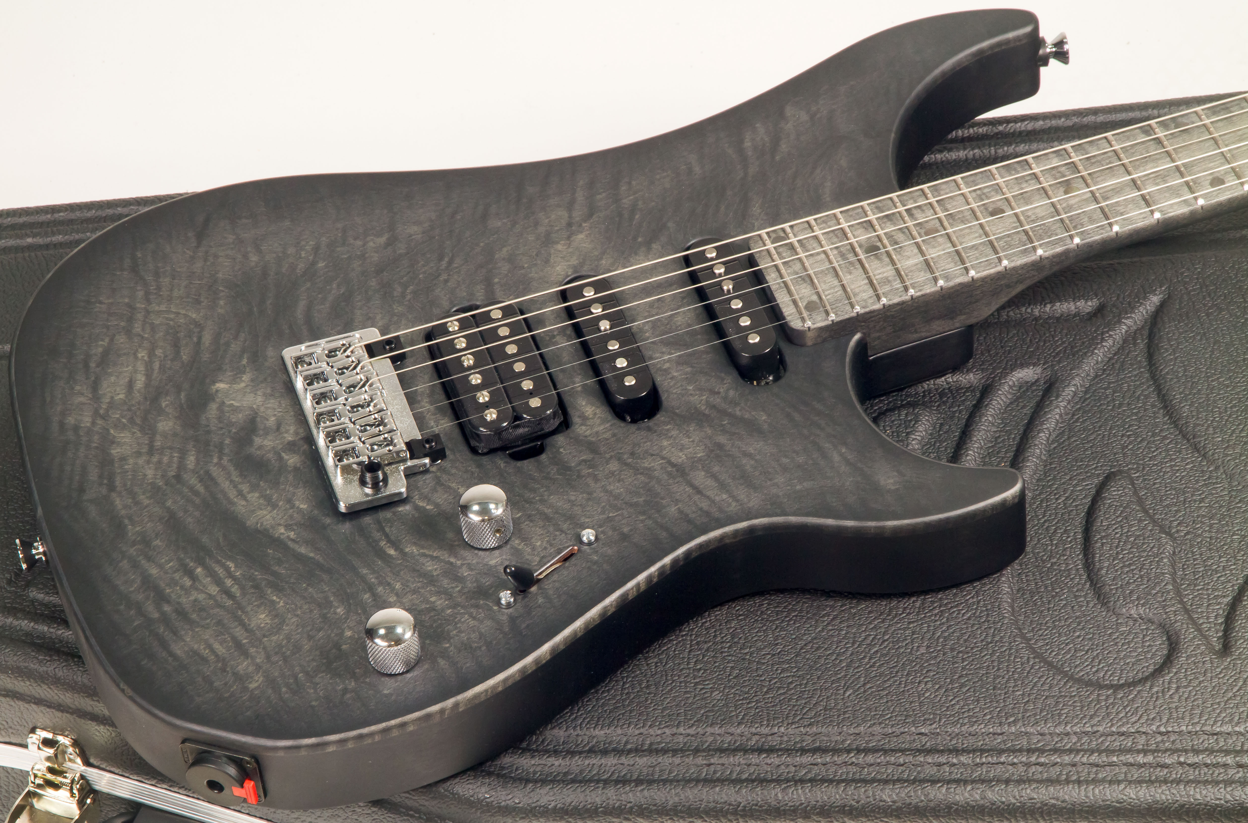 Vigier Excalibur Ultra Blues Hss Trem Mn - Velour Noir - Guitare Électrique Forme Str - Variation 1