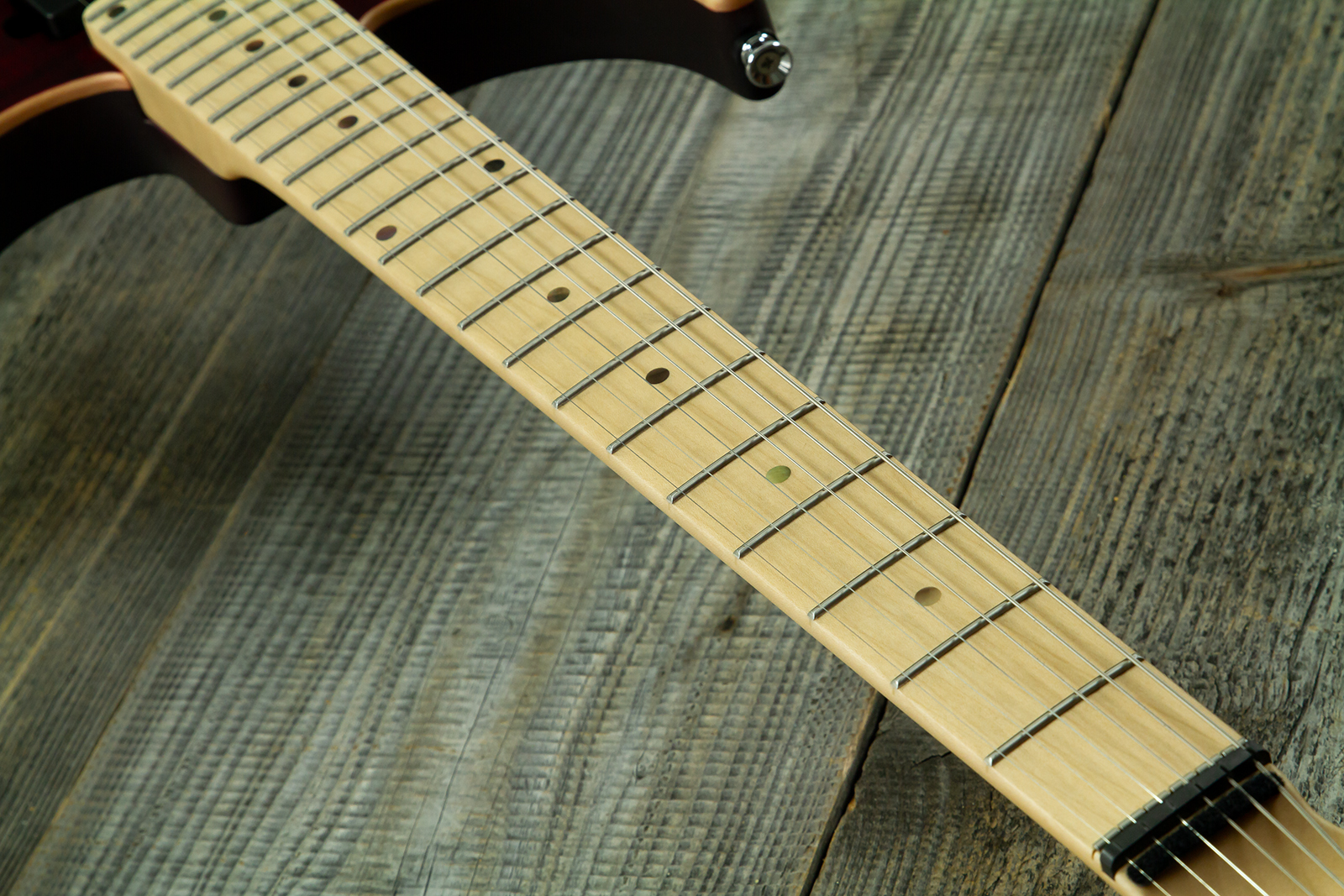 Vigier Excalibur Ultra Hsh Trem Mn - Double Ruby Fade Matte - Guitare Électrique Forme Str - Variation 4