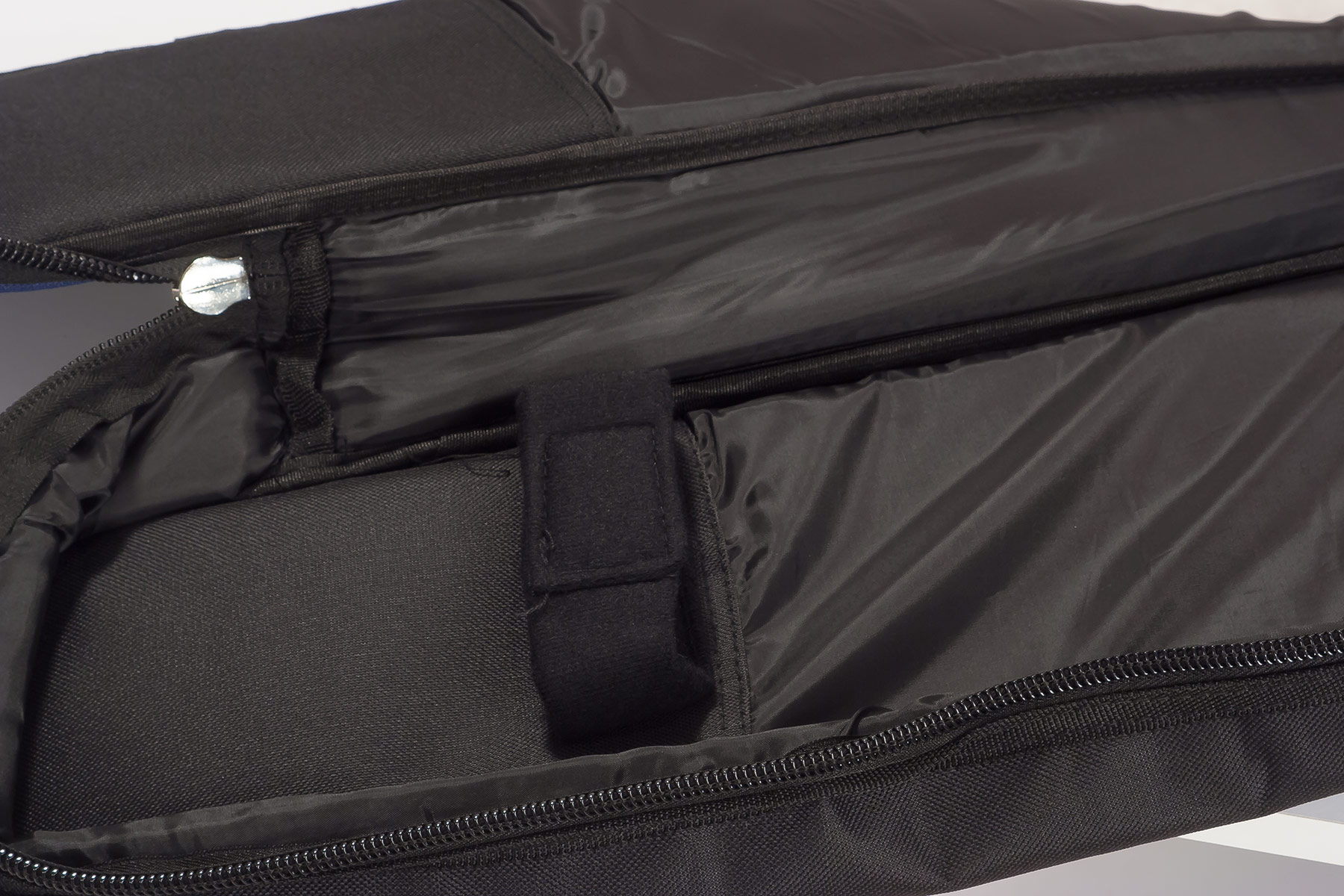 X-tone 2015 Bas-bk Nylon 15mm Electric Bass Bag Black (2013) - Housse Basse Électrique - Variation 4